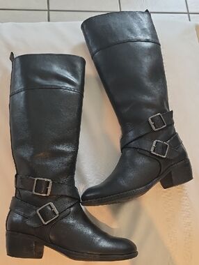 Nurture Black Leather Mid Calf Heeled Boots with Buckle Straps Size 8